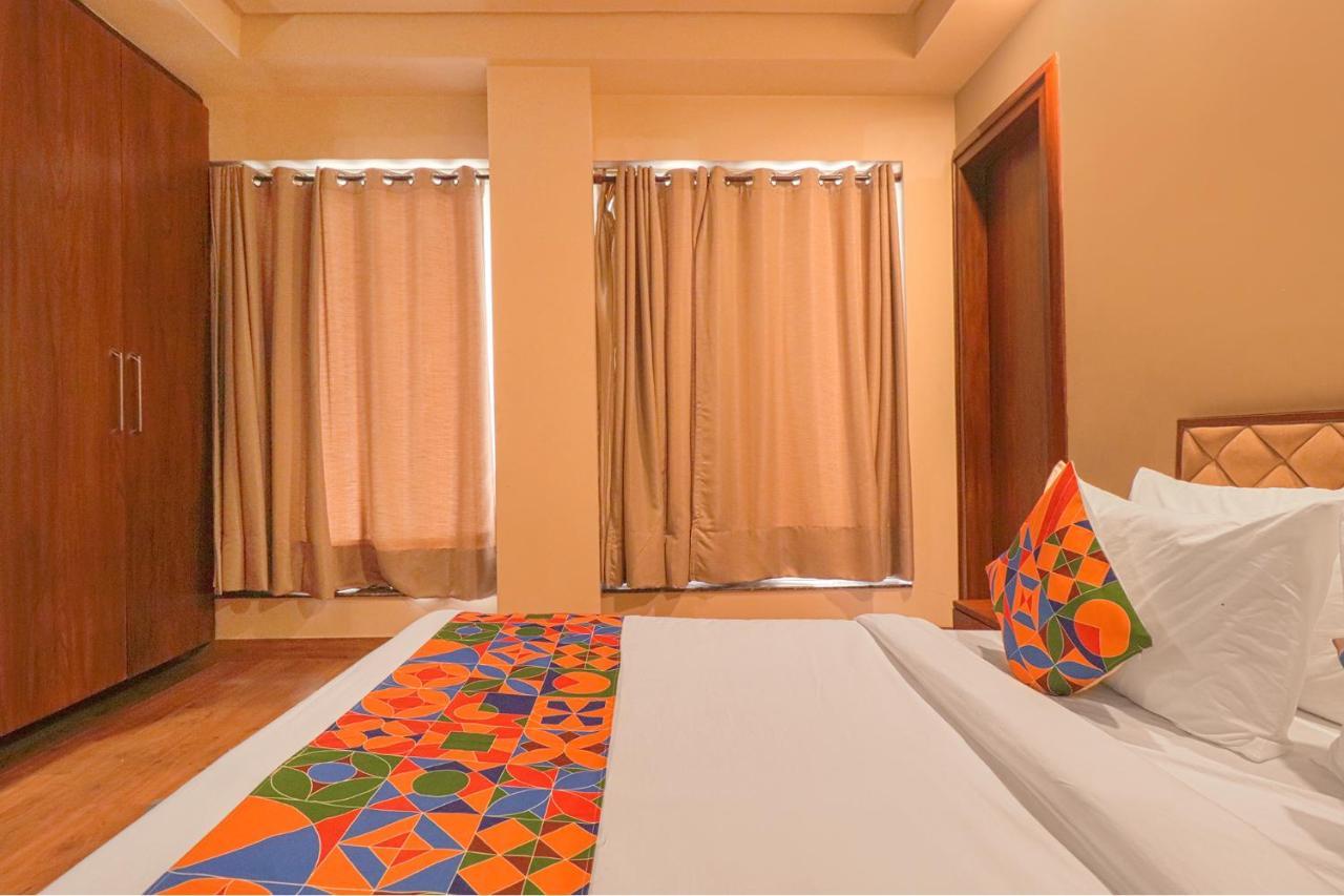 Fabhotel Prime Shanit Delhi  Buitenkant foto