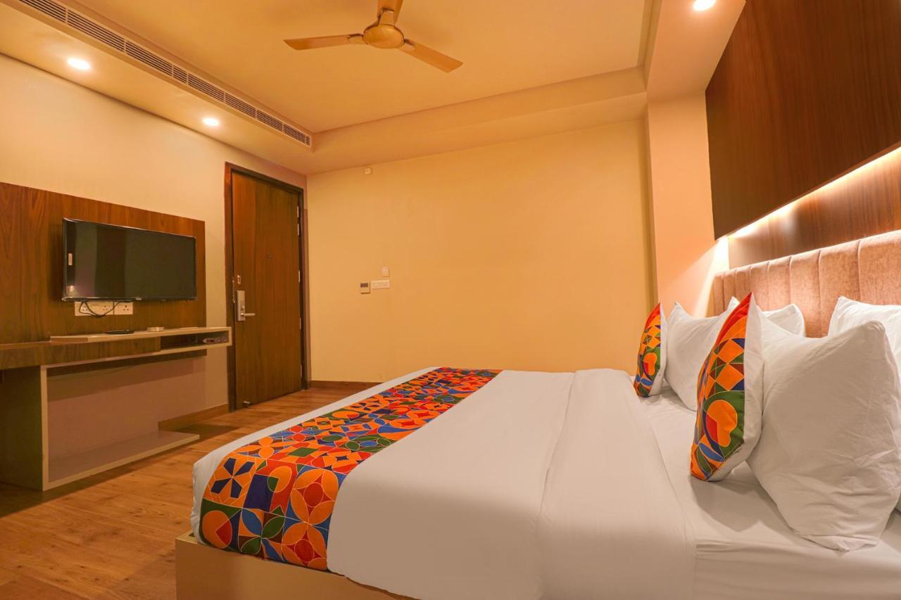 Fabhotel Prime Shanit Delhi  Buitenkant foto