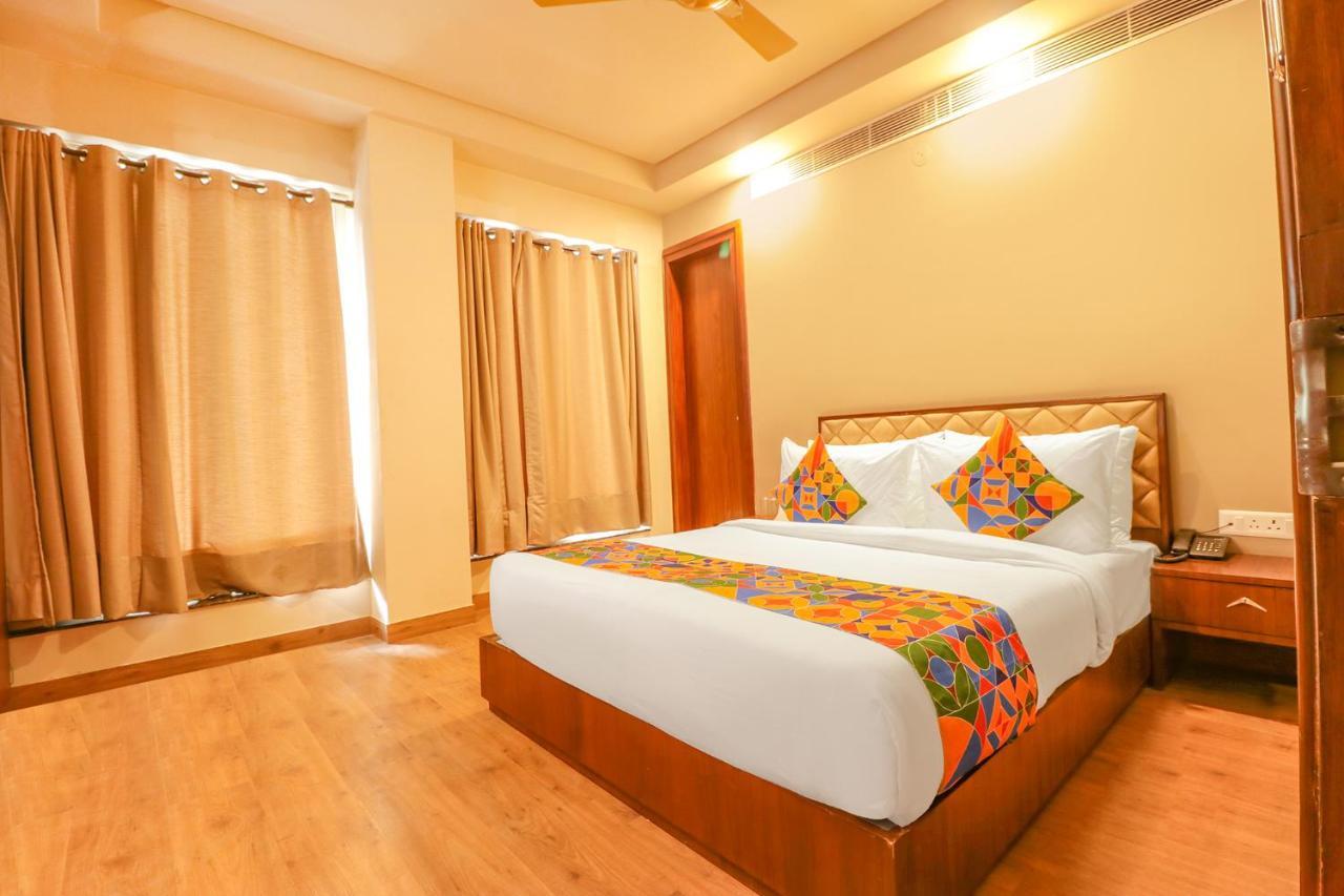Fabhotel Prime Shanit Delhi  Buitenkant foto