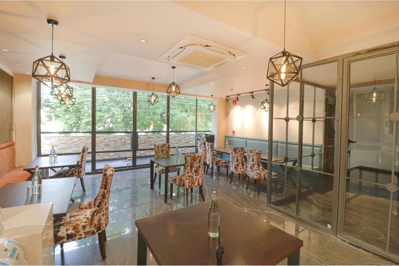 Fabhotel Prime Shanit Delhi  Buitenkant foto