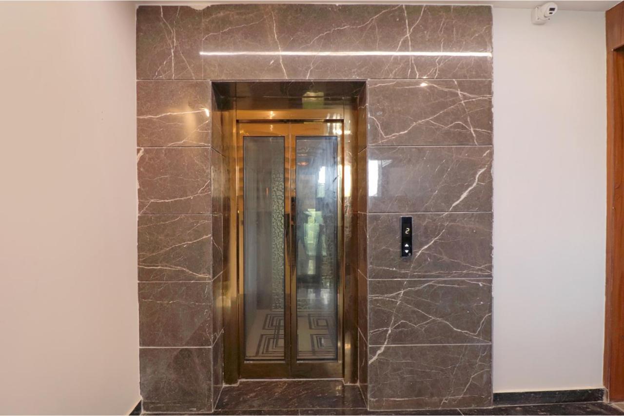 Fabhotel Prime Shanit Delhi  Buitenkant foto