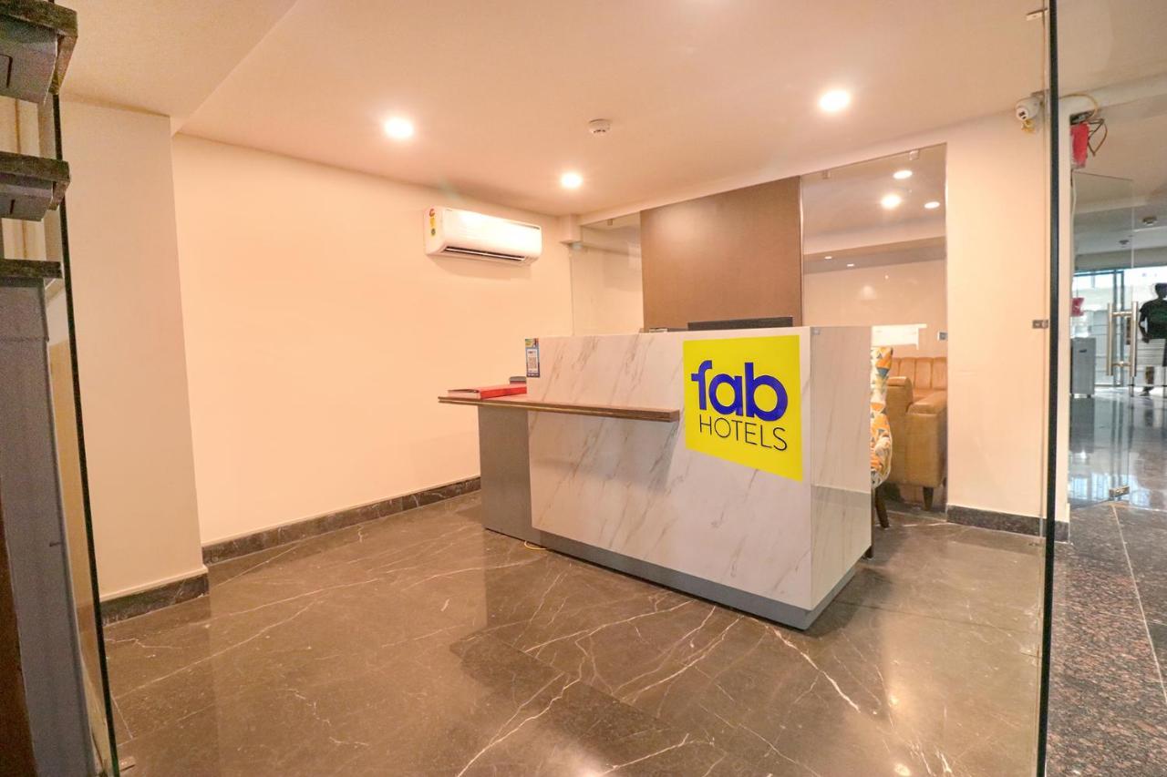 Fabhotel Prime Shanit Delhi  Buitenkant foto